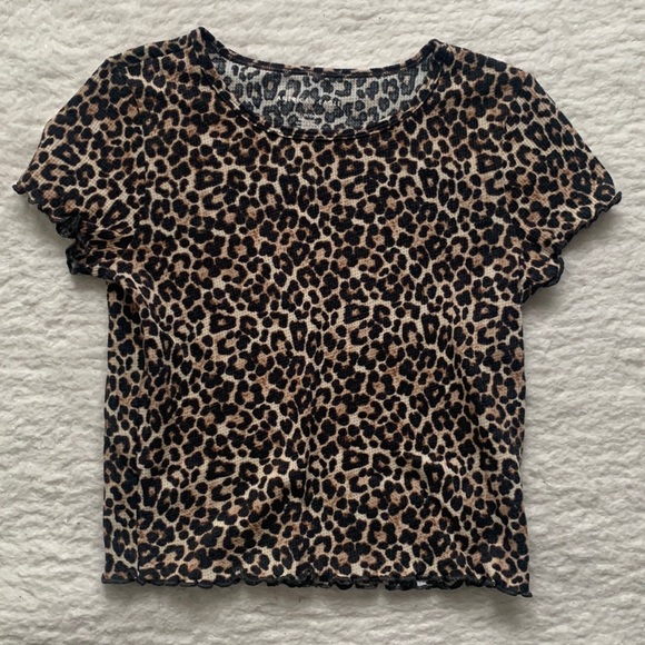 AMERICAN EAGLE OUTFITTERS leopard print T-shirt - Picture 1 of 1